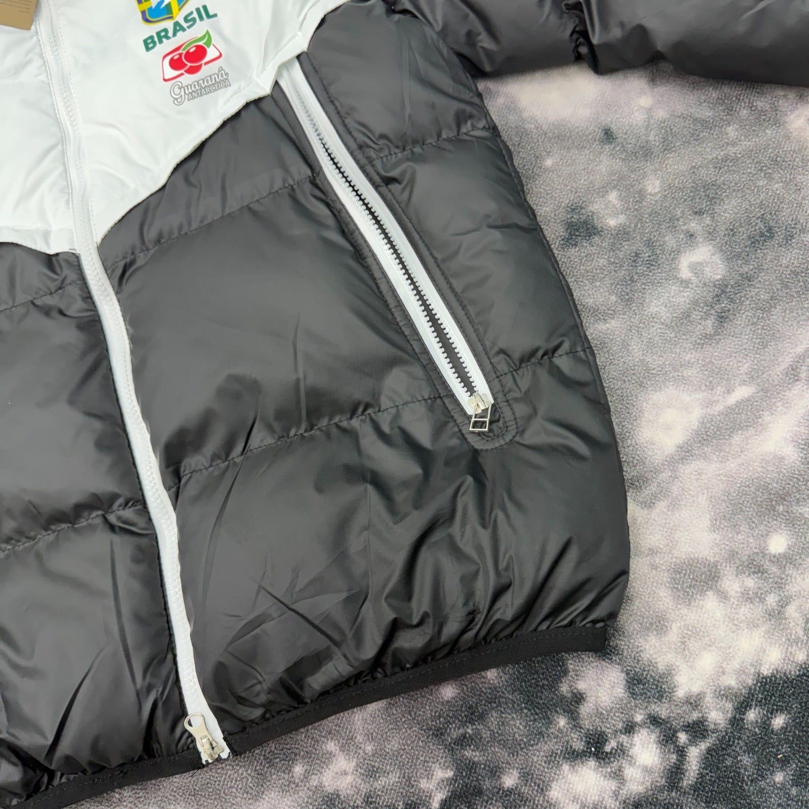 Doudoune Brésil Noir & Blanc – Édition Drip Seleção Dripselecao